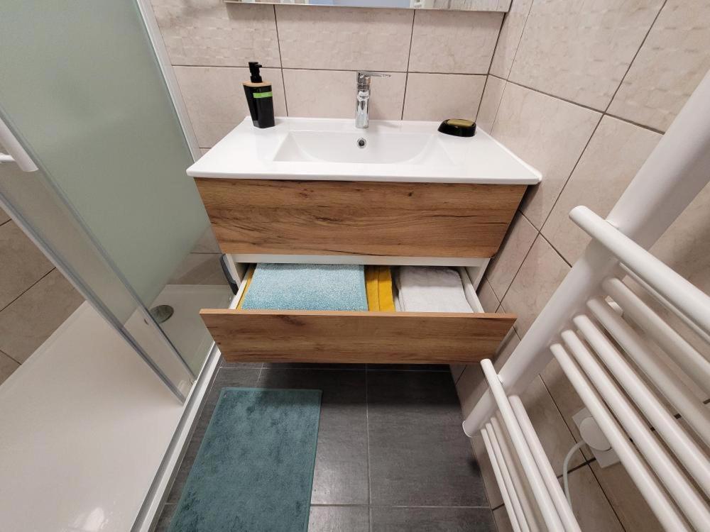 Appartement Salbris- Parking Gratuit Экстерьер фото